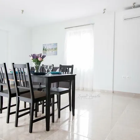 Aesthetic Apartment Karpathos Town (Pigadia)